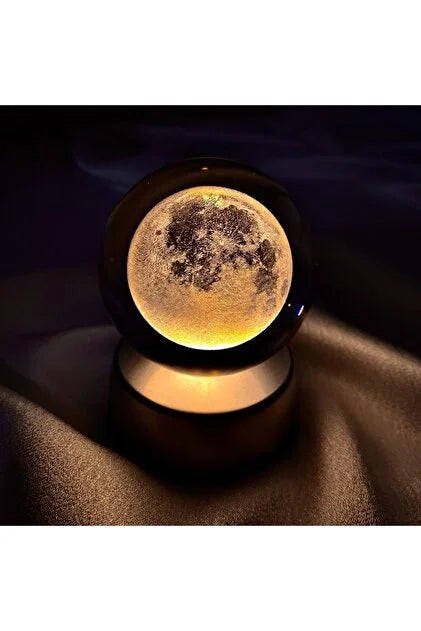 3D Dolunay Cam Küre Gece Lambası - Ahşap Tabanlı USB'li